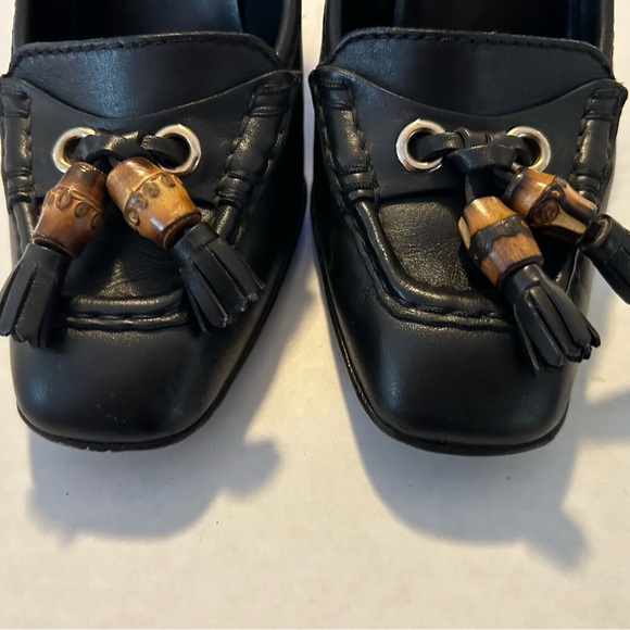 Gucci Black Leather Heels with Bamboo Bead Tassels - Picture 2 of 5